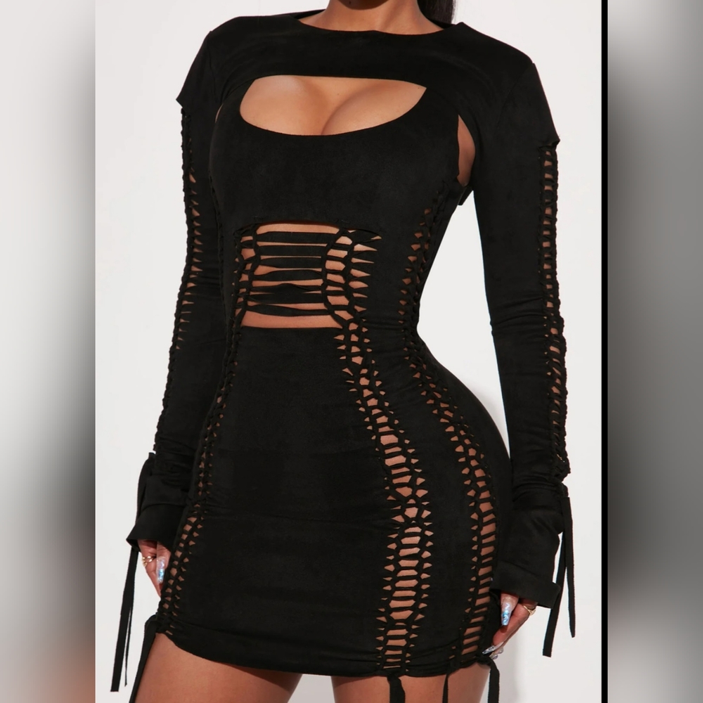 Fashion nova black dress